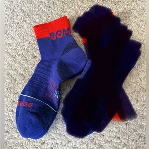 Bombas NWOT Merino wool blend hiking quarter socks L